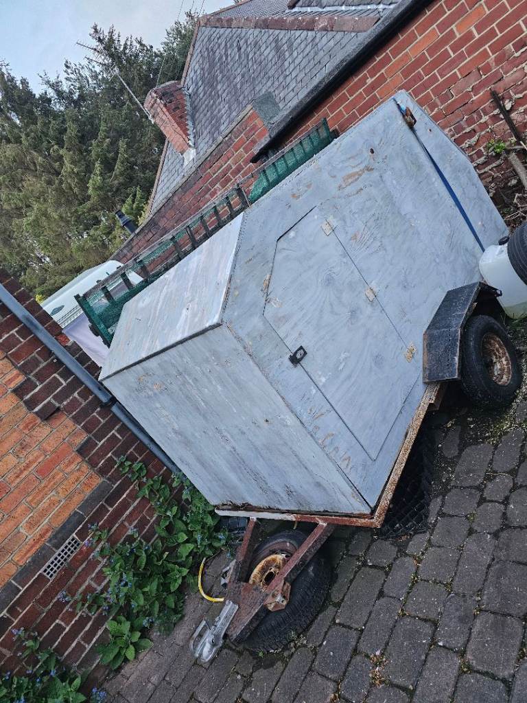 Box trailer 