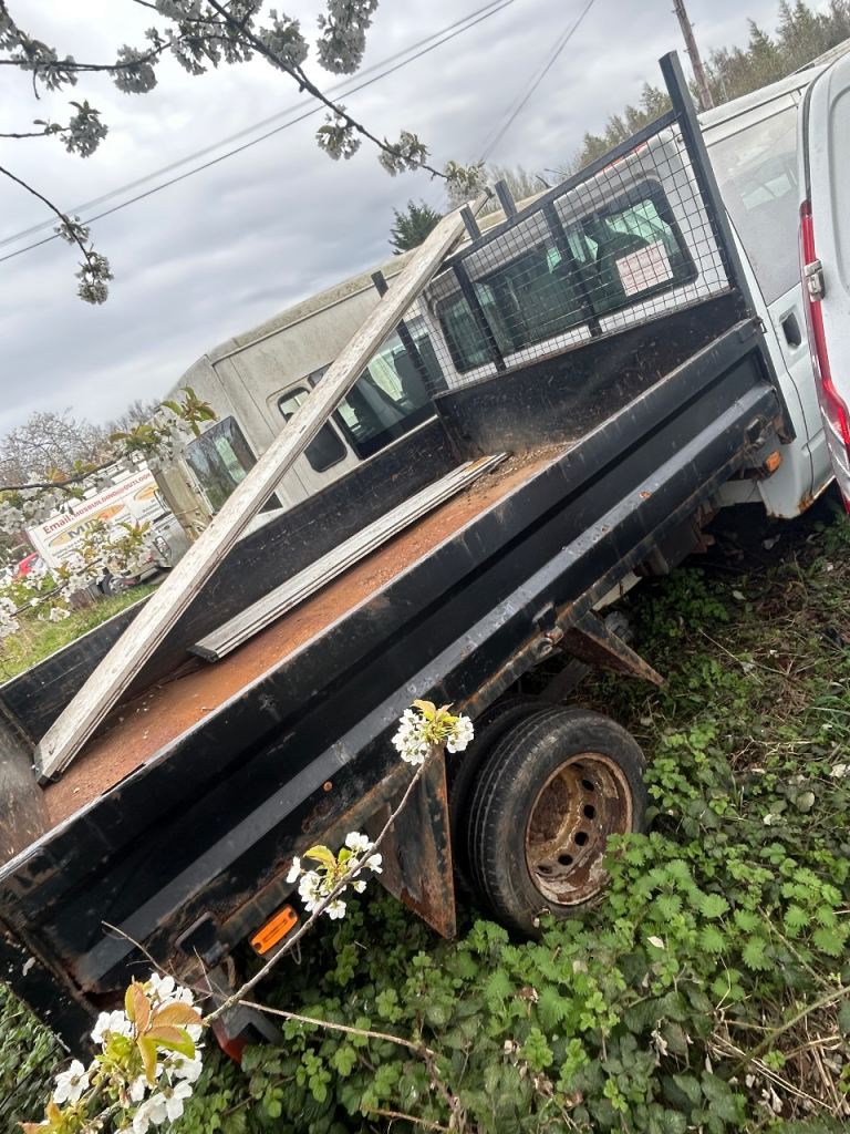 Crew cab tipping body mk 7