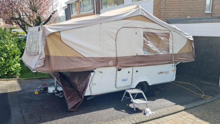 Pennine Pullman folding camper 6 Berth