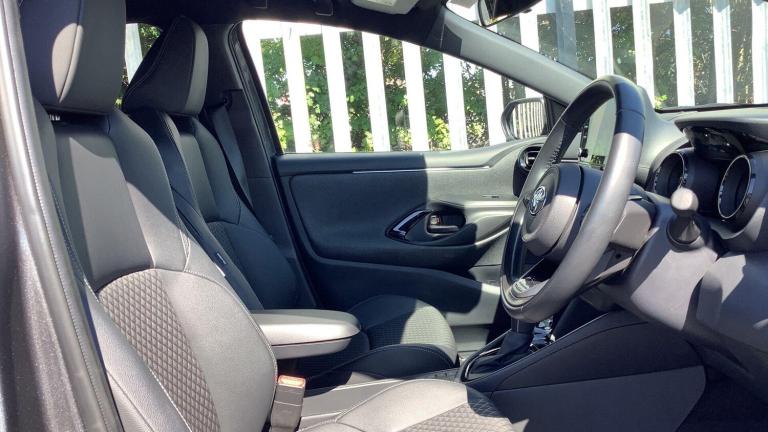 2021 Toyota Yaris 1.5 Hybrid Dynamic 5dr CVT HATCHBACK PETROL/ELECTRIC Automatic