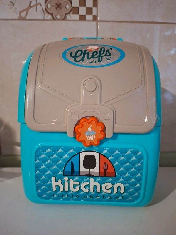 Chef Junior Kitchen Playset Backpack Toy