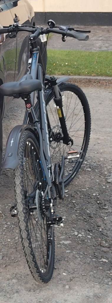 Large frame cross fire bike 