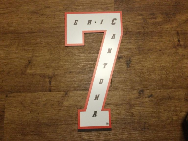 Eric cantona figure number 7 made from high quality metal 