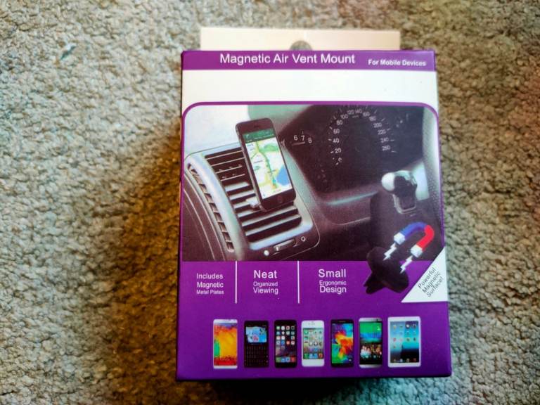 Air Vent Magnetic Phone Holder, New