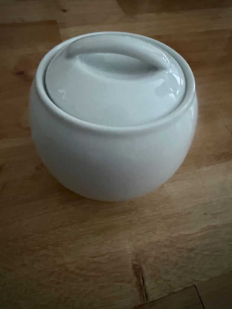 Denby White Ceramic Sugar Bowl with Lid 