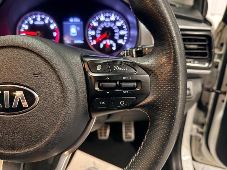 2018 Kia Stonic 1.0 T-GDi First Edition Euro 6 (s/s) 5dr HATCHBACK Petrol Manual