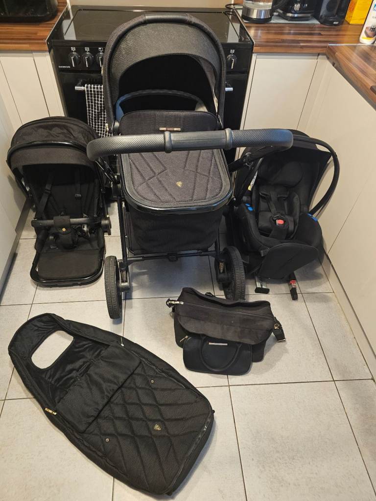 image for Venicci tinum upline 2.0 bundle with isofix 
