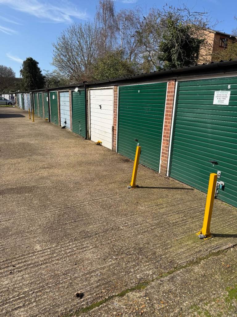 Hanwell - Garages to Rent