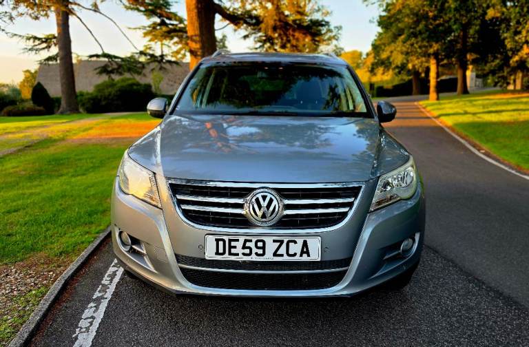 Volkswagen, TIGUAN, Estate, 2009, Manual, 1968 (cc), 5 doors