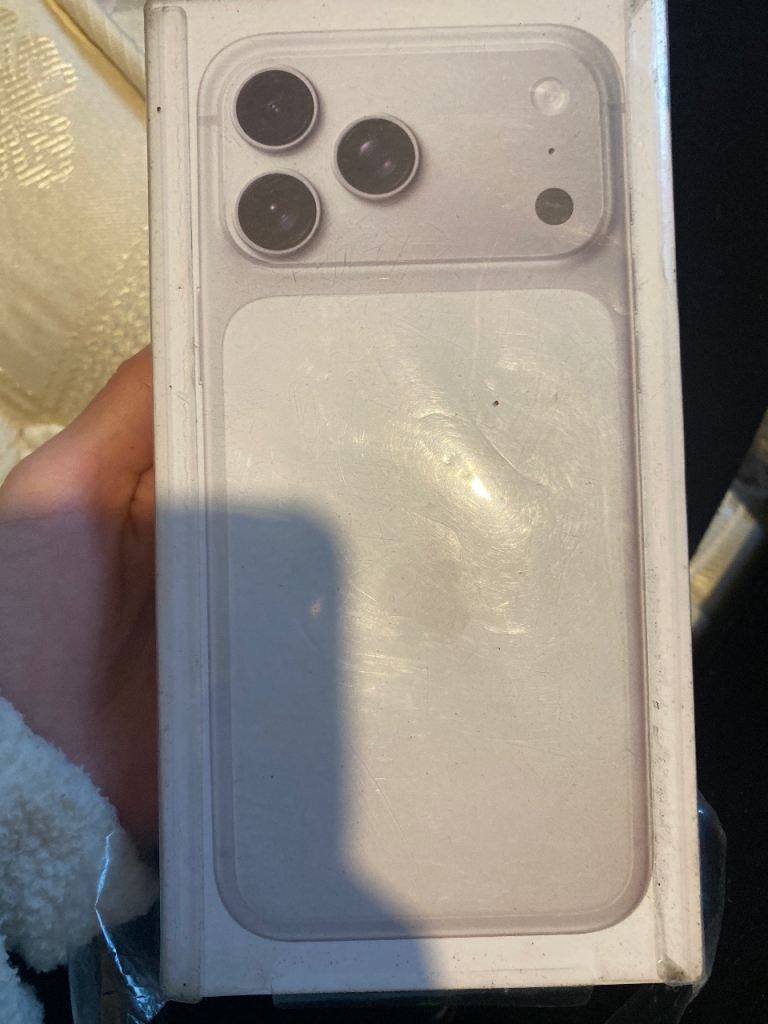 Apple iPhone 17 pro max silver 
