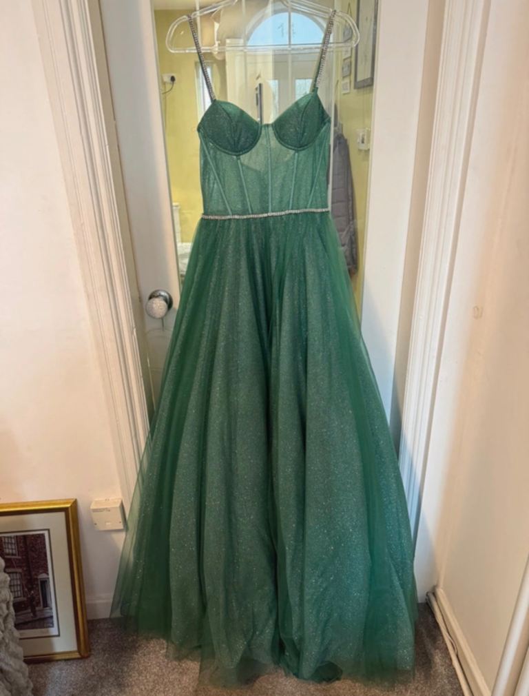 TO THE NINES Emerald Green Prom Dress – Size 8, New with Tags