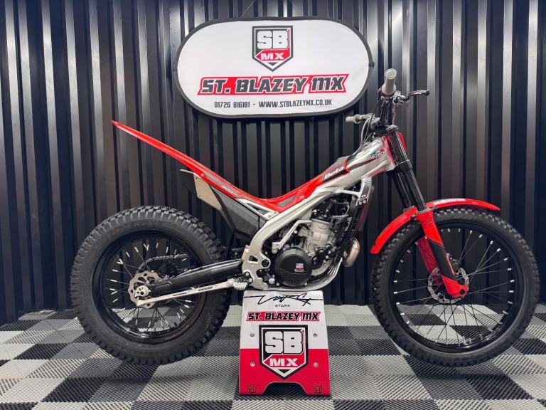 2026 BETA SINCRO 250cc TRIALS BIKE - IN STOCK