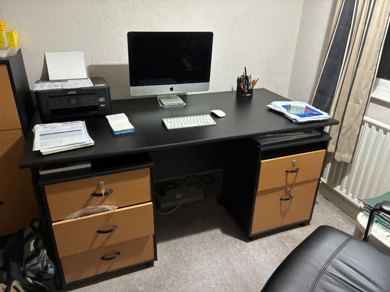 Black office desk with drawers 165cm X 80 cm