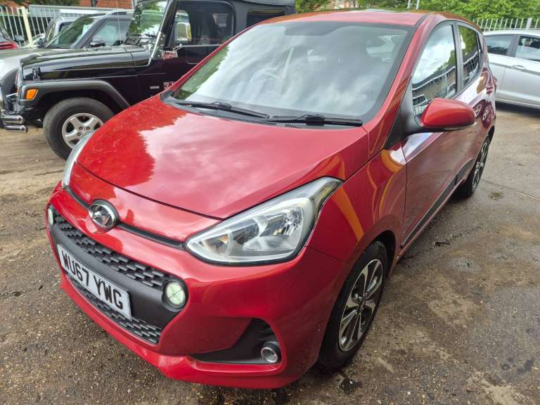 Hyundai i10 1.2 Premium SE 5dr Petrol