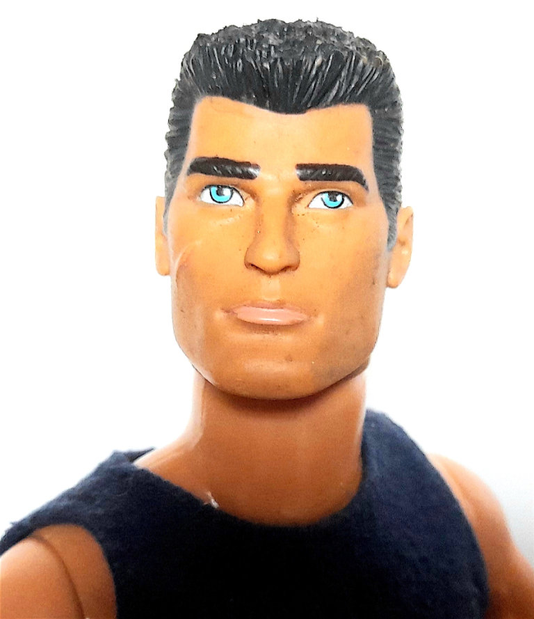 ACTION MAN UNDERCOVER FIGHTER + RIFLE HASBRO 30 cm VERY GOOD