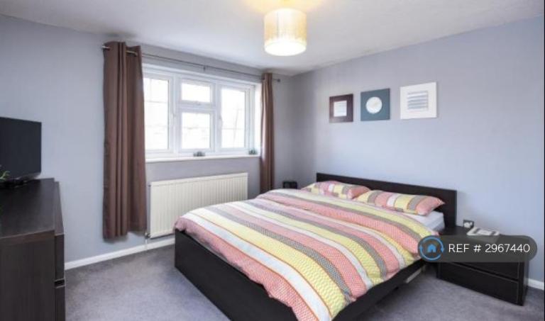 1 bedroom flat in Leicester Road, New Barnet, Barnet, EN5 (1 bed) (#2967440)