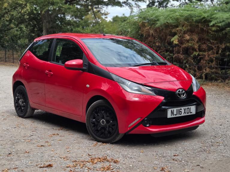 2016 Toyota AYGO 1.0 VVT-i X-Play 5dr HATCHBACK Petrol Manual