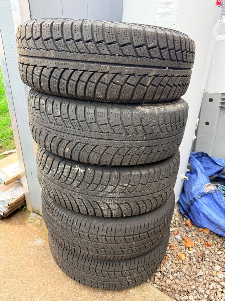 Full set of mk freelander alloys with winter tyres 