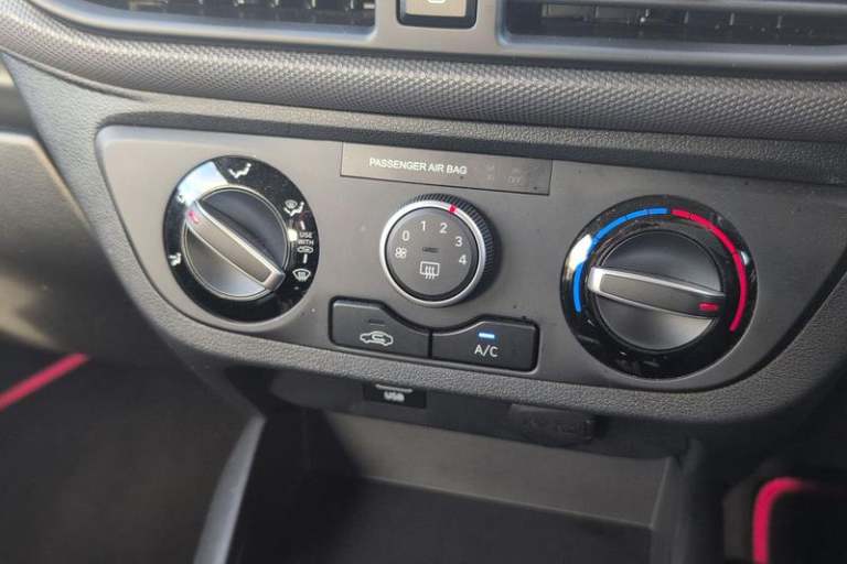 2022 Hyundai i10 1.2 MPi SE Connect 5dr Auto Automatic Hatchback Petrol Automatic