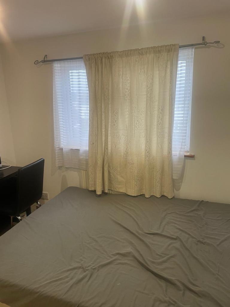Large Room to Rent Barking/Upney Area