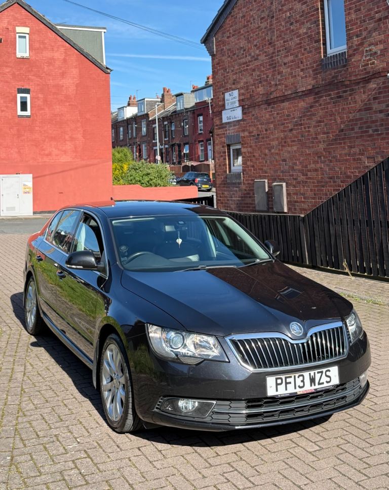 SKODA SUPERB DSG 2.0 TDI 