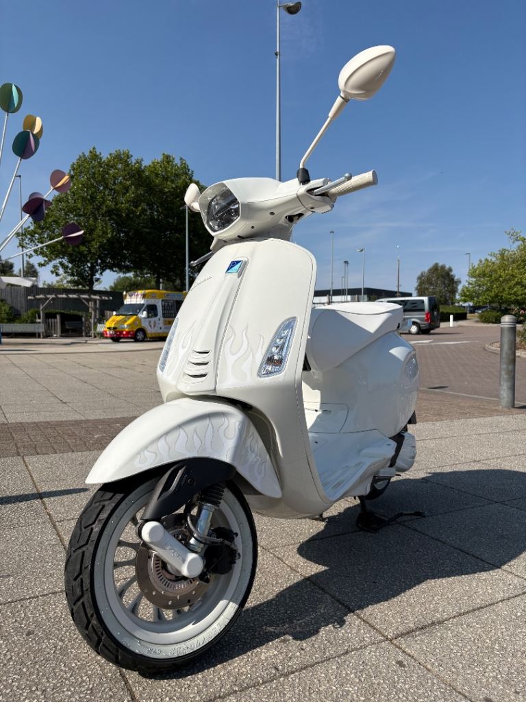 Piaggio, VESPA, 2022, 124 (cc) Bieber Special Edition
