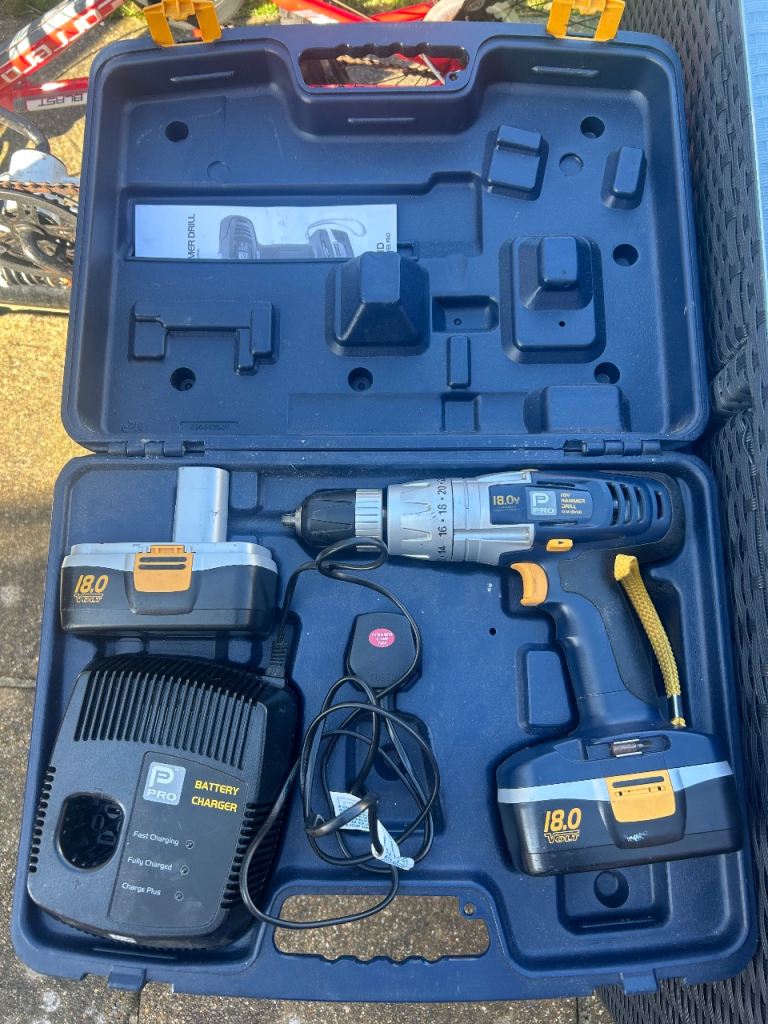 Cordless Drill 18V Batteries Case Used