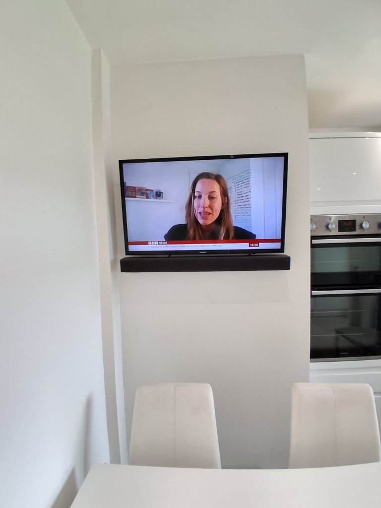 Samsung TV and LG sound bar