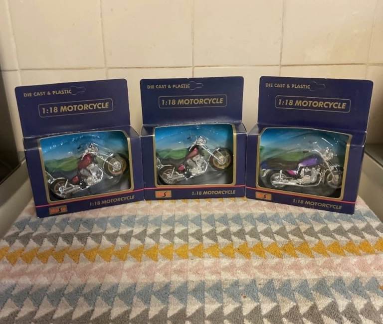 Collection of 3 Boxed Maisto 1/18 Scale Motorbikes