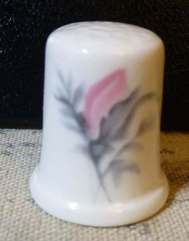 Donegal Parian China thimble Pink Rose Buds
