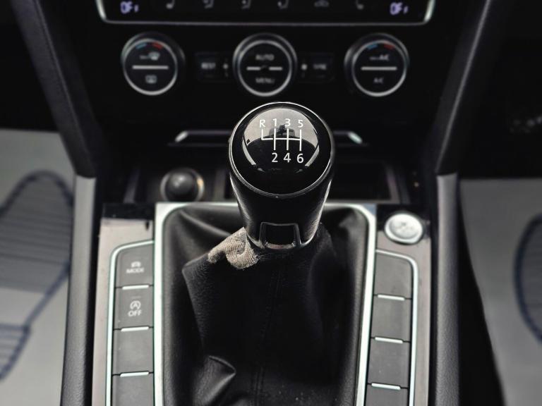 2015 Volkswagen Passat 2.0 TDI GT 5dr ESTATE DIESEL Manual