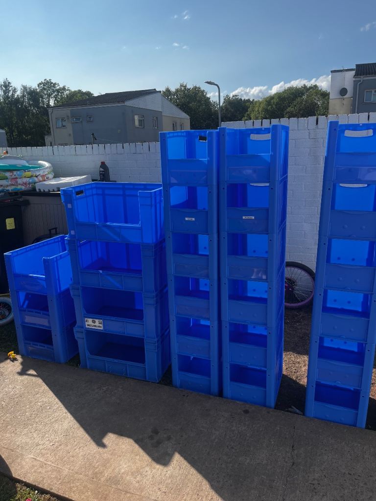 Blue Plastic Storage Crates and Racks – Good Condition