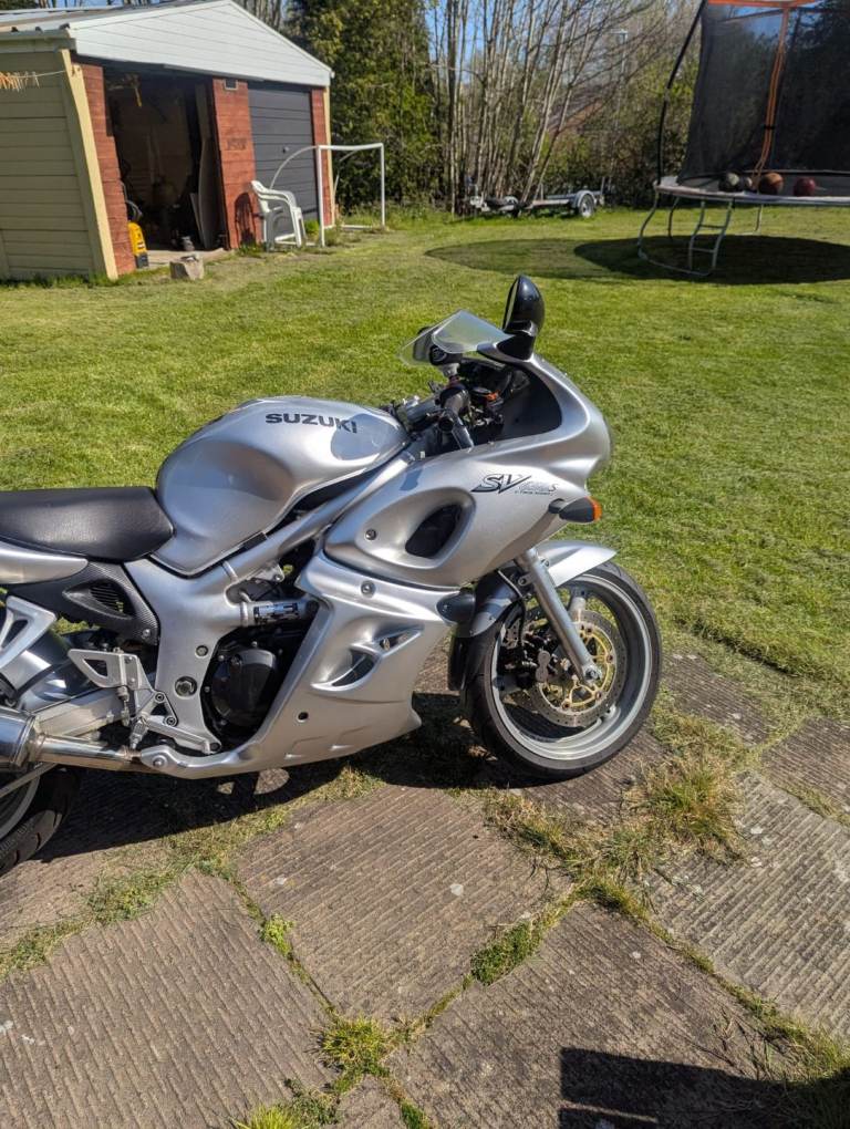 Suzuki 650 SV V-Twin sports 2002 
