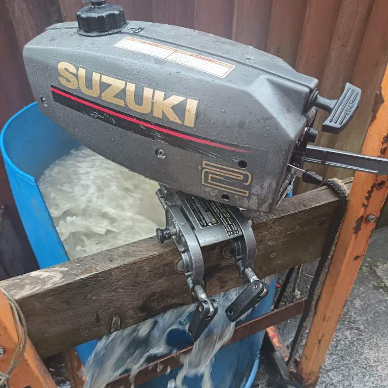 Suzuki 2HP Outboard Boat Motor – Grey, Fair Condition