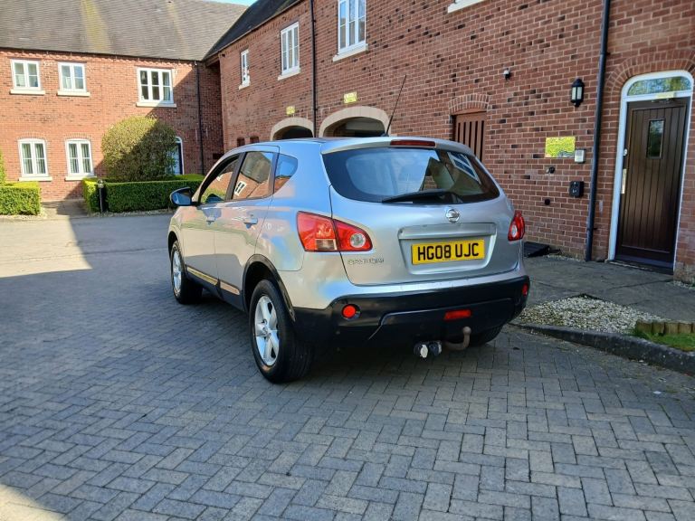 Nissan qashqai automatic suv