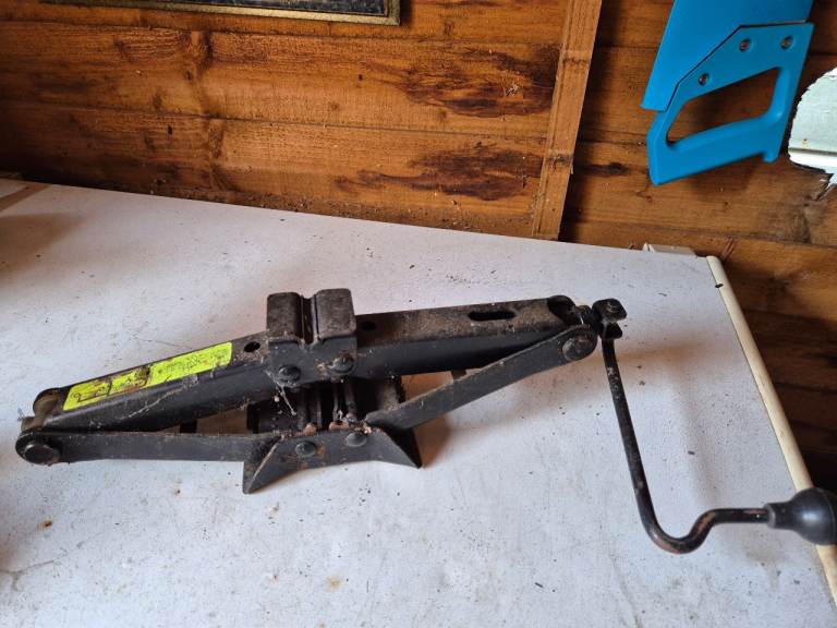 Car jack