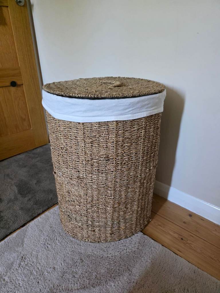 White Company seagrass storage / laundry basket with 100% cotton liner.