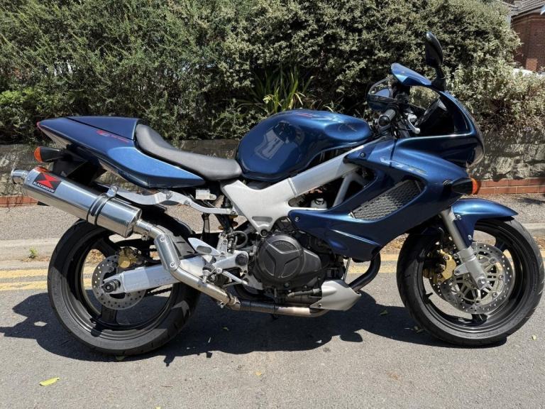 HONDA VTR1000 FIRESTORM 2000