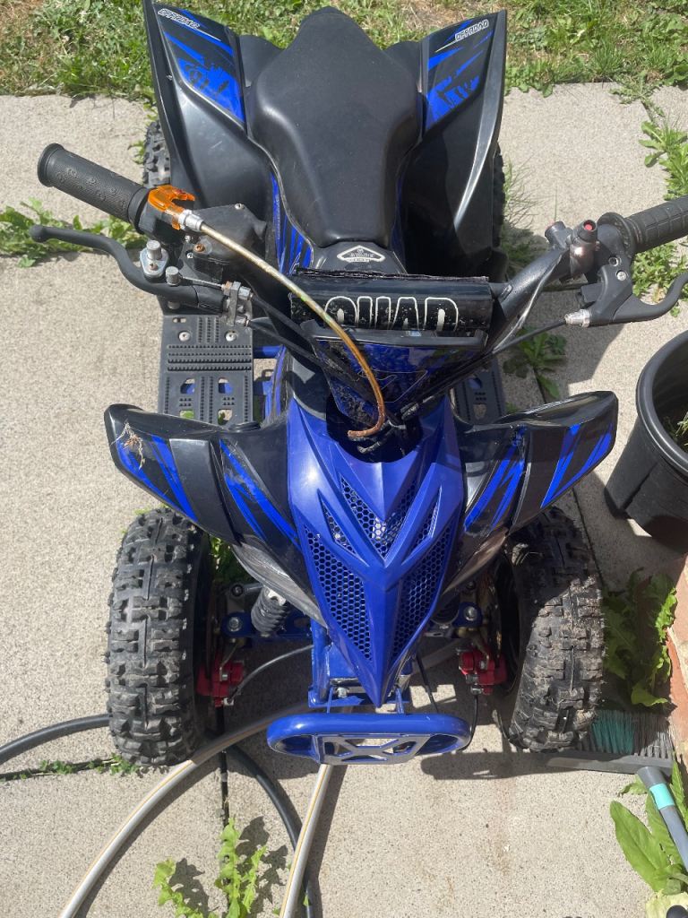 Kids off road  quad 