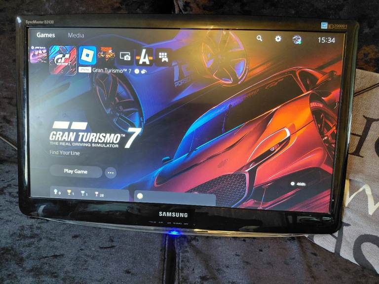 Samsung monitor 24inch– Good Condition