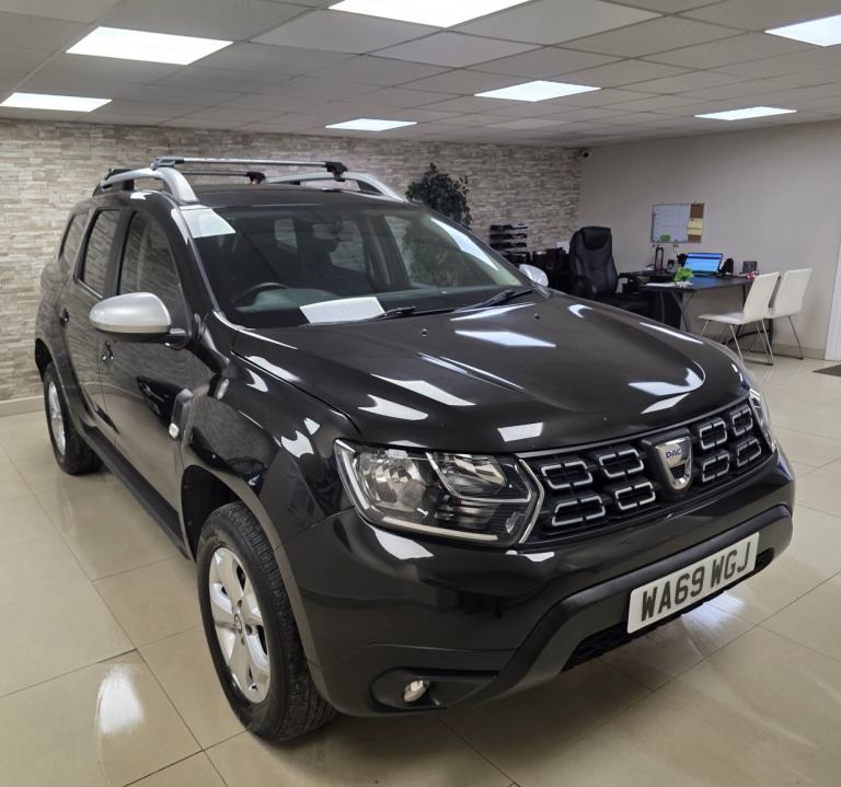 DACIA DUSTER 1.3 Comfort TCe 130 4x2 MY19 Black WARRANTY 12 MONTHS MOT
