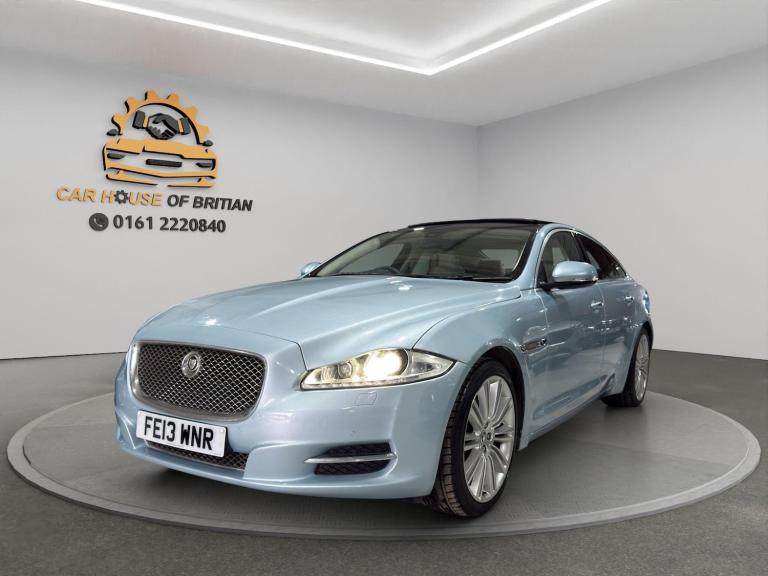 2013 Jaguar XJ 3.0d V6 Portfolio 4dr Auto [8] SALOON DIESEL Automatic