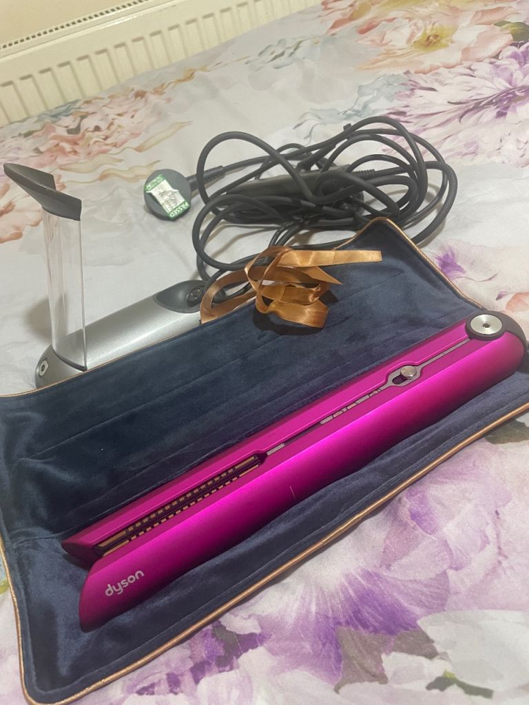 Corrale Dyson Hair Straighteners - FUCHSIA PINK