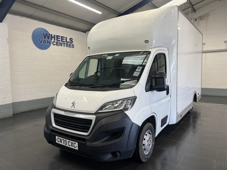 2020 Peugeot Boxer 2.2 BlueHDi Chassis Cab 165ps Plus CHASSIS CAB DIESEL Manual