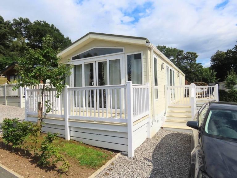 Pemberton Park Lane in Tarporley  - Lodge / Caravan 
