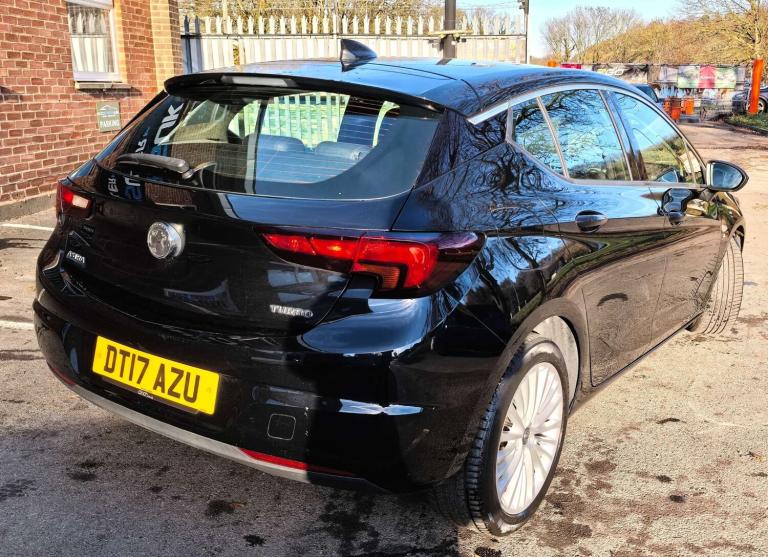 2017 Vauxhall Astra 1.4 Astra Elite Nav T 5dr - Full Service History - High Spec! Hatchback Petro...