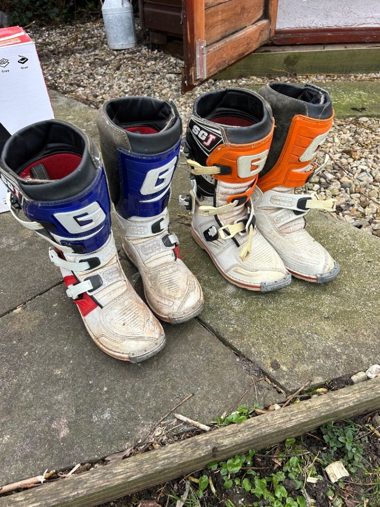 Motocross boots sgj size 5 