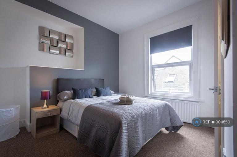 1 bedroom in Newton St, Stoke-On-Trent, ST4 (#3011650)