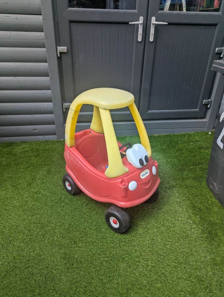 Little Tikes Red Cozy Coupe Ride-On Car – Good Condition
