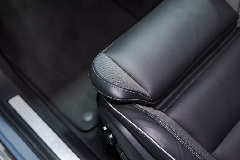 2022 Volvo XC60 2.0 B4D R DESIGN Pro 5dr AWD Geartronic ESTATE DIESEL Automatic